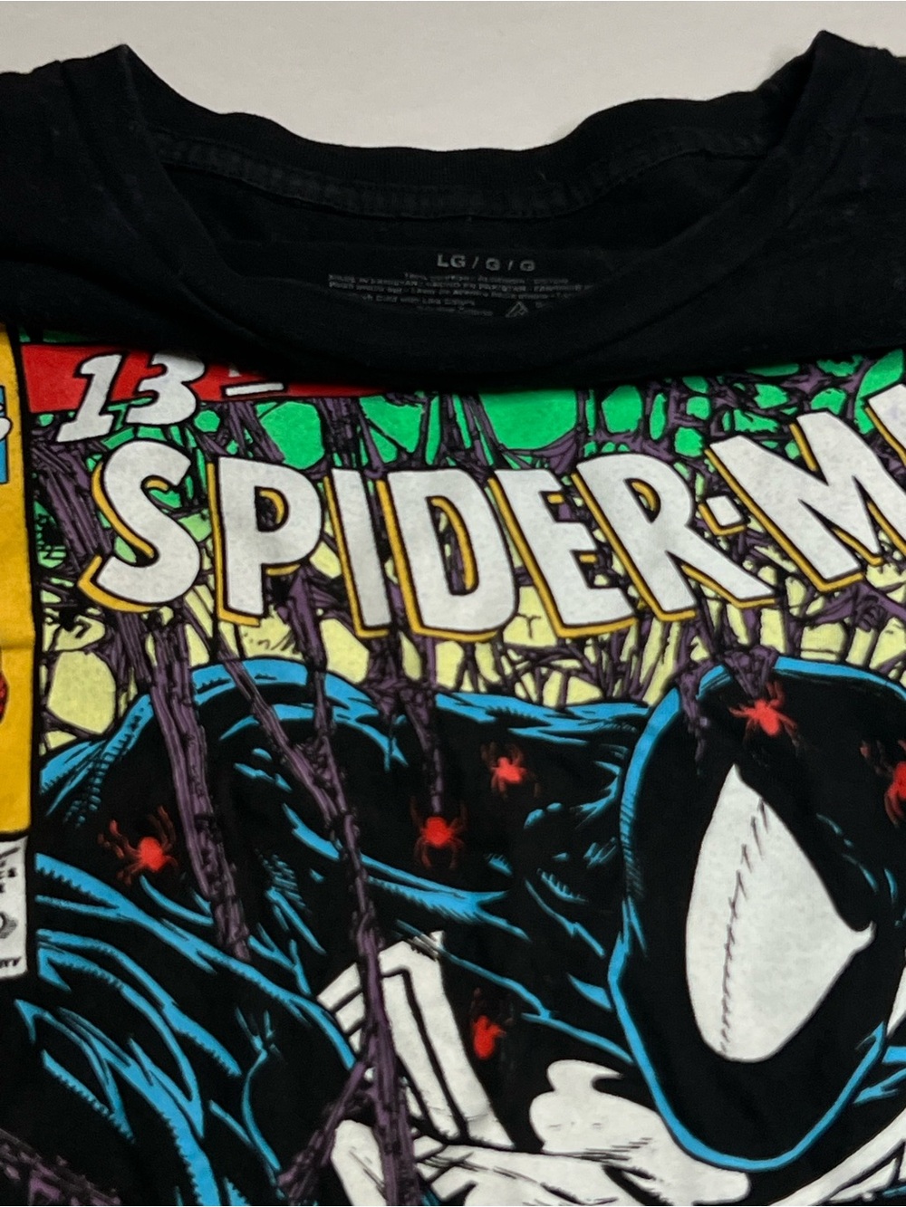Marvel Black Spider-Man Comic Panel Graphic Tee - Picture 2 of 2